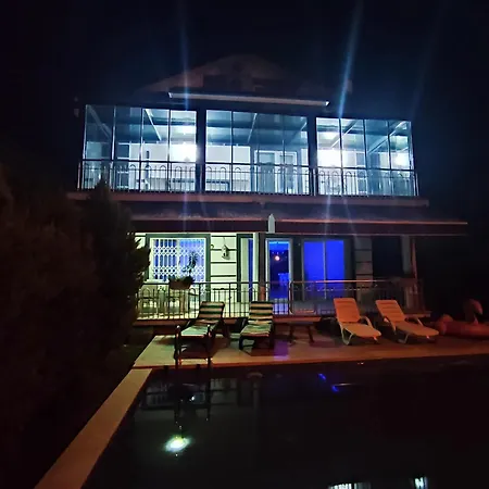 Vilă Big Oezel